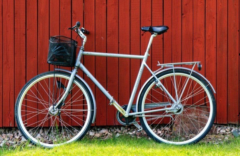 Stadscykel och hopfällbar cykel